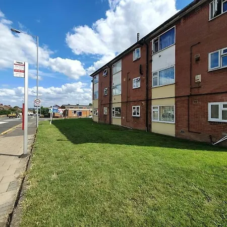 Crash Pad In Luton Town Apartment Exterior photo